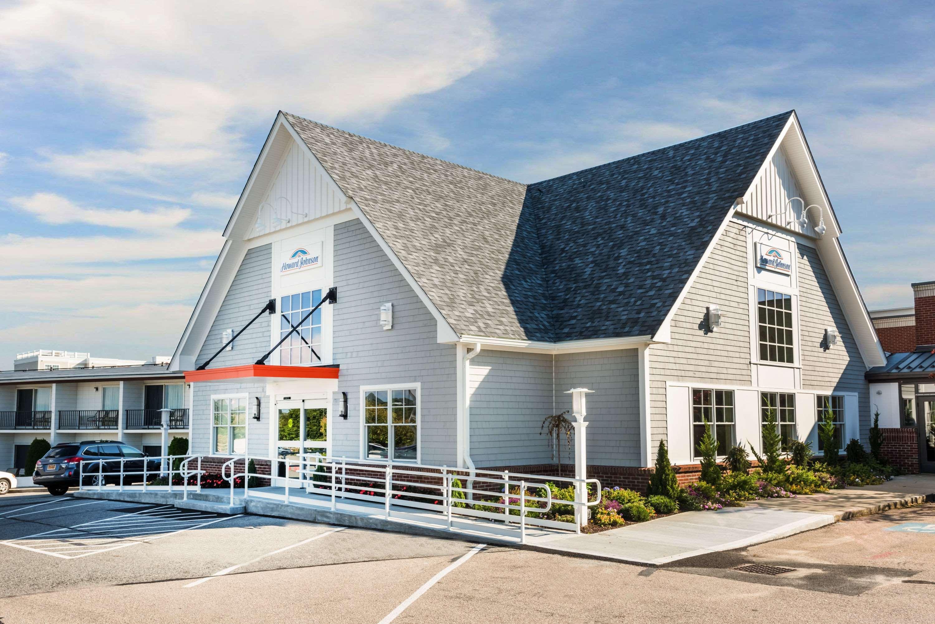 Howard Johnson By Wyndham Middletown Newport Area Экстерьер фото